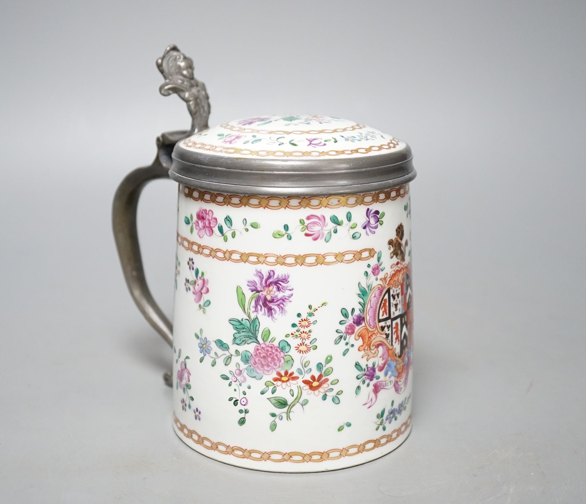 A Samson of Paris porcelain and pewter tankard, 17cm